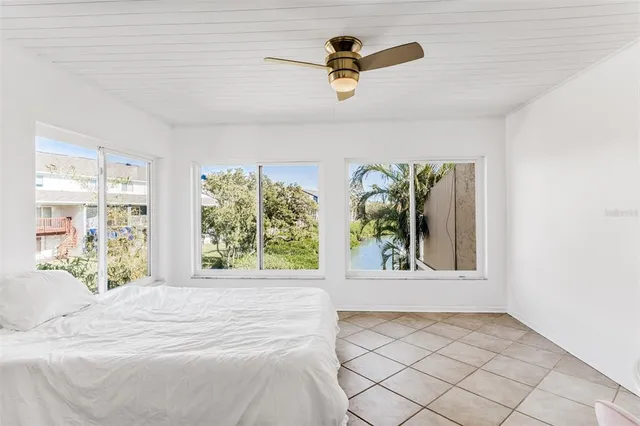 $499,000 | 835 East Gulf Boulevard, Unit 101, Indian Rocks Beach, FL 33785