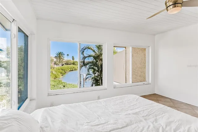 $499,000 | 835 East Gulf Boulevard, Unit 101, Indian Rocks Beach, FL 33785