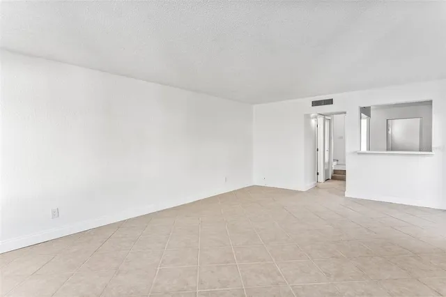 $499,000 | 835 East Gulf Boulevard, Unit 101, Indian Rocks Beach, FL 33785