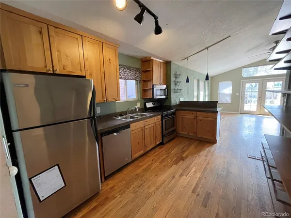 $2,495 | 849 Lipan Street, Denver, CO 80204