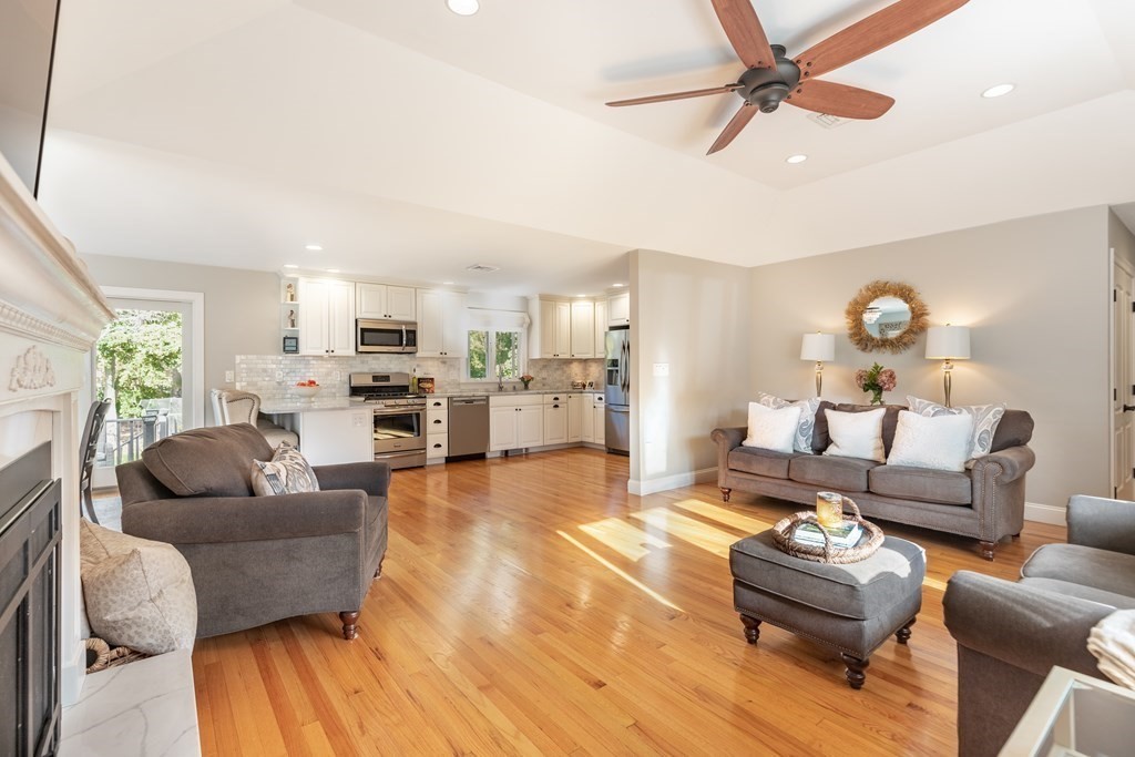 33 High Plain Road Andover, MA 01810 - Photo 16 of 36 Gallery Image 16