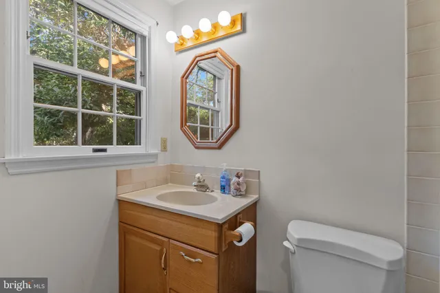 $699,000 | 154 Greenwood Avenue, Jenkintown, PA 19046