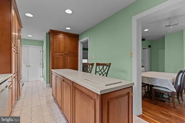 $675,000 | 154 Greenwood Avenue, Jenkintown, PA 19046