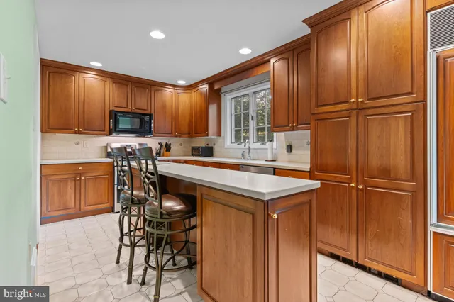 $699,000 | 154 Greenwood Avenue, Jenkintown, PA 19046