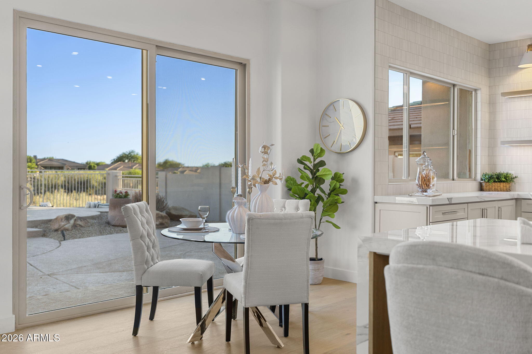 11221 East Greenway Road Scottsdale, AZ 85255 - Photo 8 of 37 Beautiful Natural Light