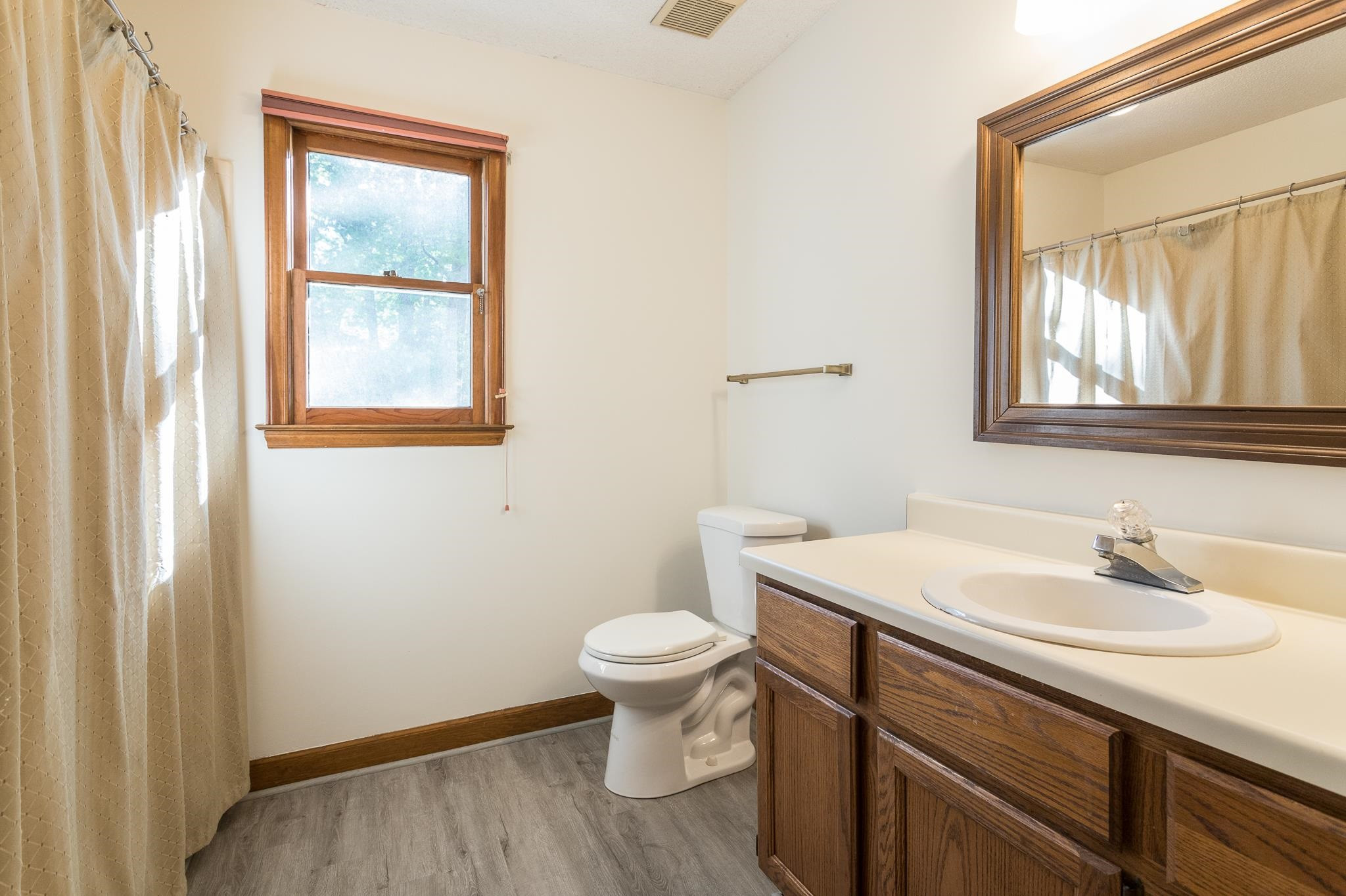 4604 Lancashire Drive Raleigh, NC 27613 - Photo 26 of 35 Second Floor hall bath