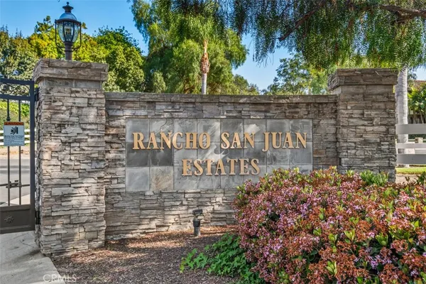 a view of sign board