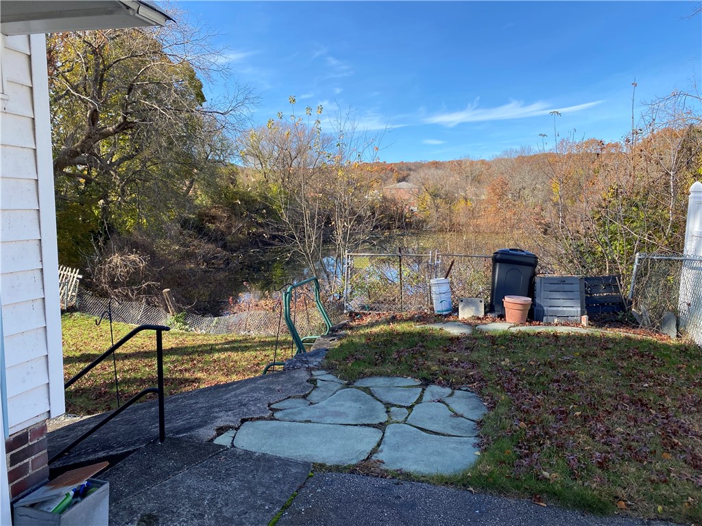 24 Ballou Street Pawtucket, RI 02860 - Photo 18 of 26