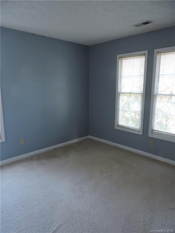 11909 Old Timber Road Charlotte, NC 28269 - Photo 12 of 17 Gallery Image 12