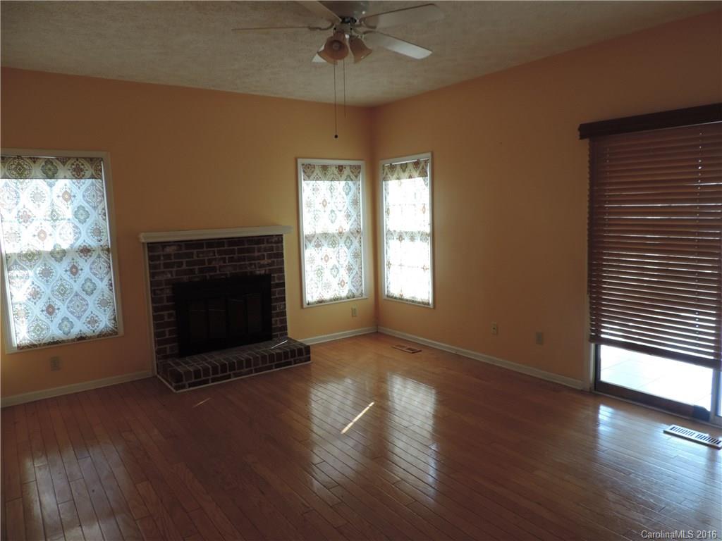 11909 Old Timber Road Charlotte, NC 28269 - Photo 4 of 17 Gallery Image 4