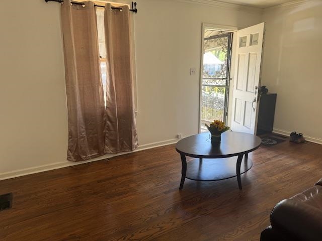 1345 Maria Street Memphis, TN 38122 - Photo 11 of 11 a view of a room with a table and chairs