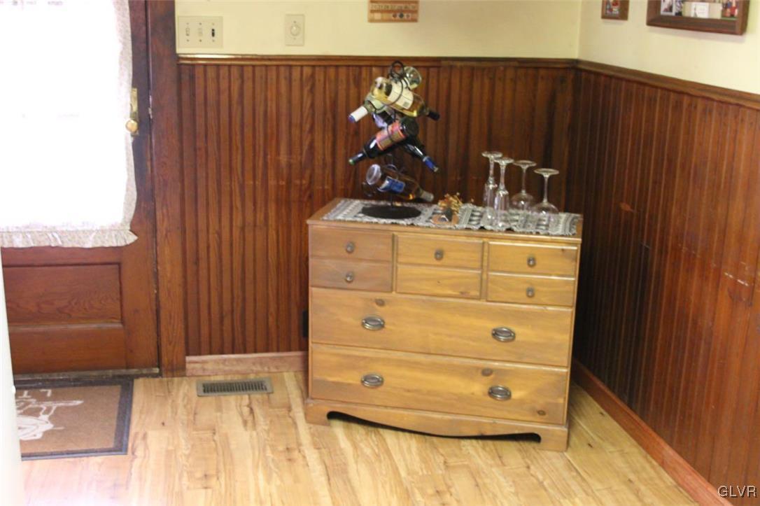 1723 Church Road Bethlehem, PA 18015 - Photo 4 of 17 Gallery Image 4