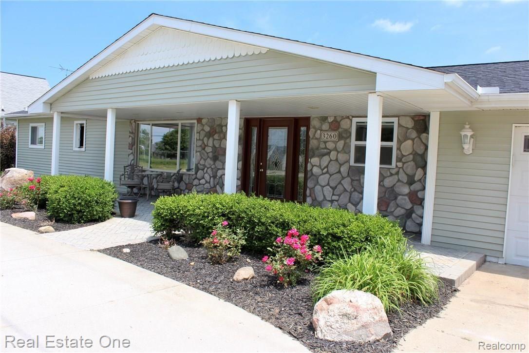 3260 North Henderson Road Davison, MI 48423 - Photo 2 of 59 fullsizeoutput_1cf6.jpeg