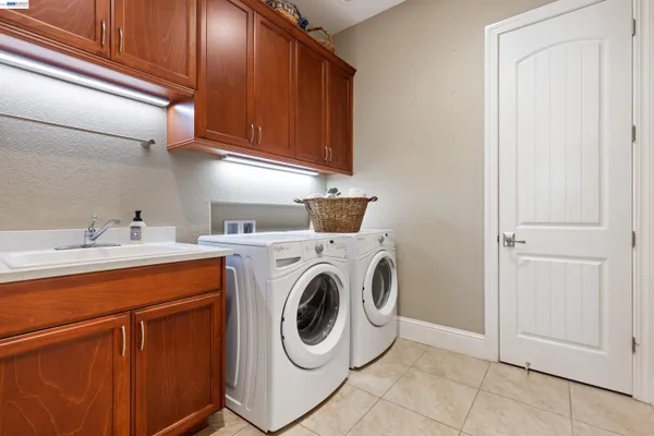$1,224,000 | 2062 Reserva Court, Brentwood, CA 94513