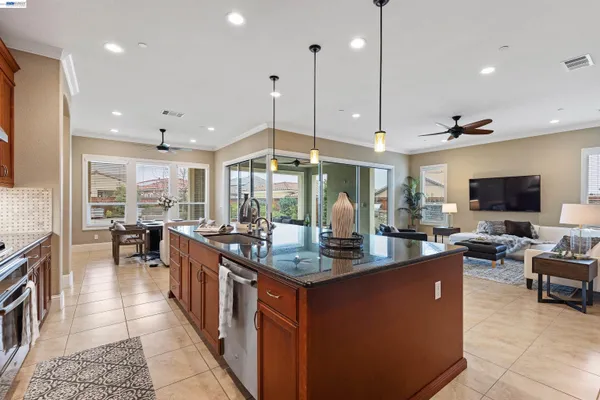 $1,224,000 | 2062 Reserva Court, Brentwood, CA 94513