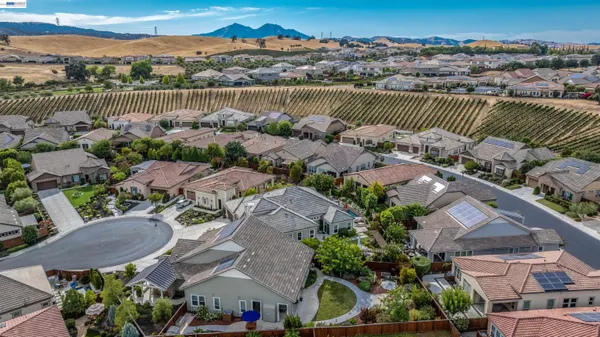$1,224,000 | 2062 Reserva Court, Brentwood, CA 94513