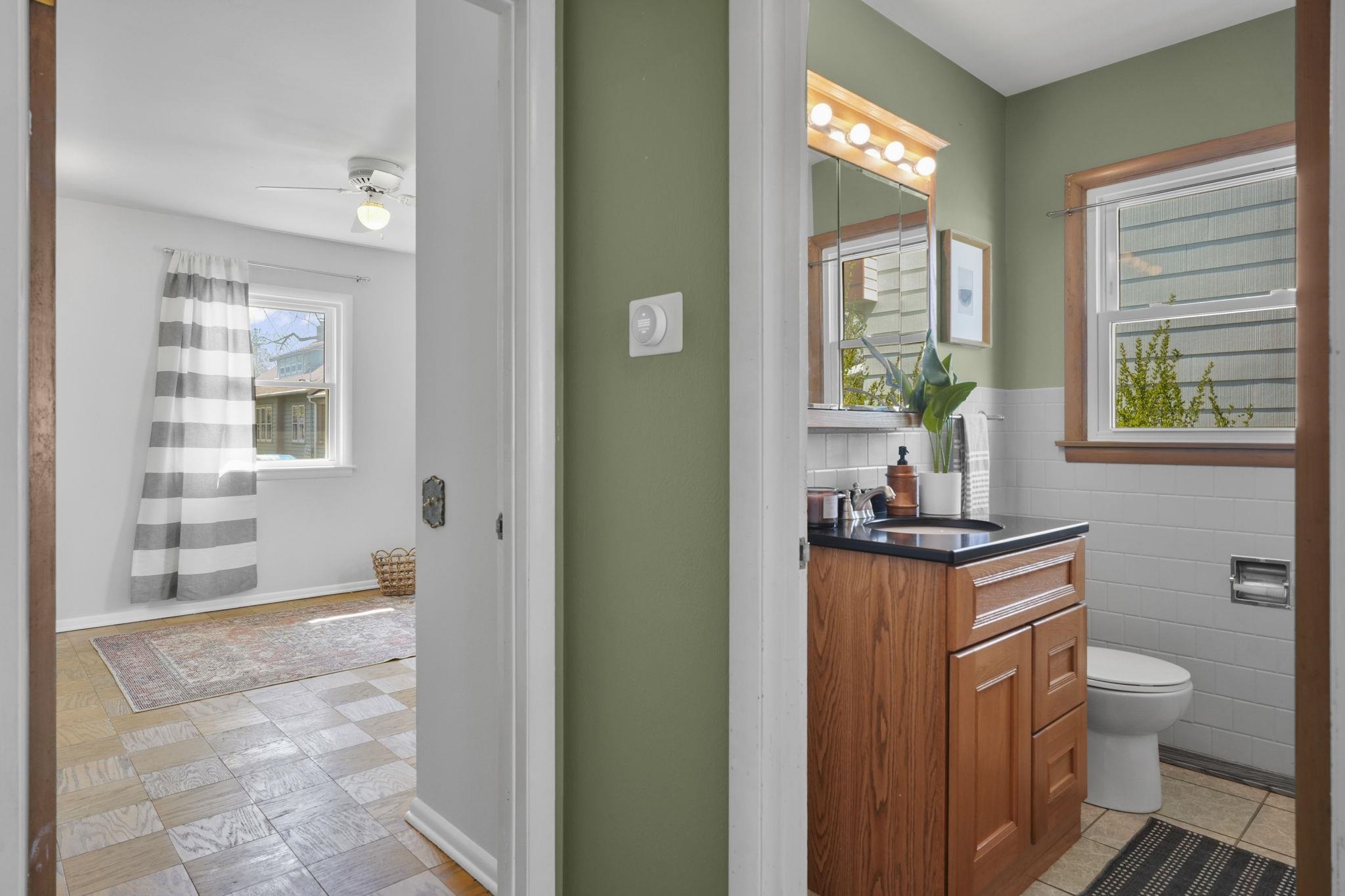 2002 Jenifer Street Madison, WI 53704 - Photo 19 of 51