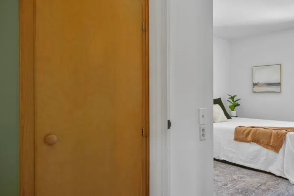 $425,000 | 2002 Jenifer Street, Madison, WI 53704