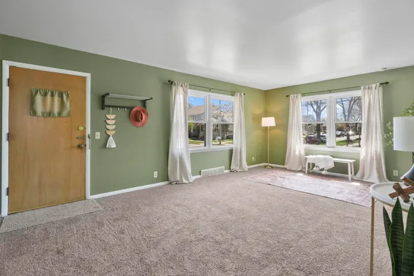 $425,000 | 2002 Jenifer Street, Madison, WI 53704