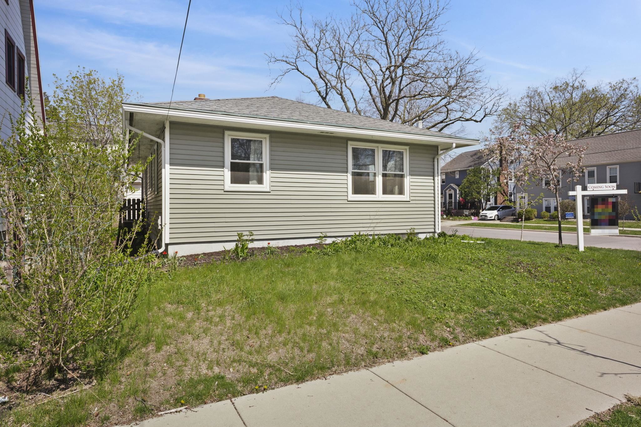 2002 Jenifer Street Madison, WI 53704 - Photo 39 of 51