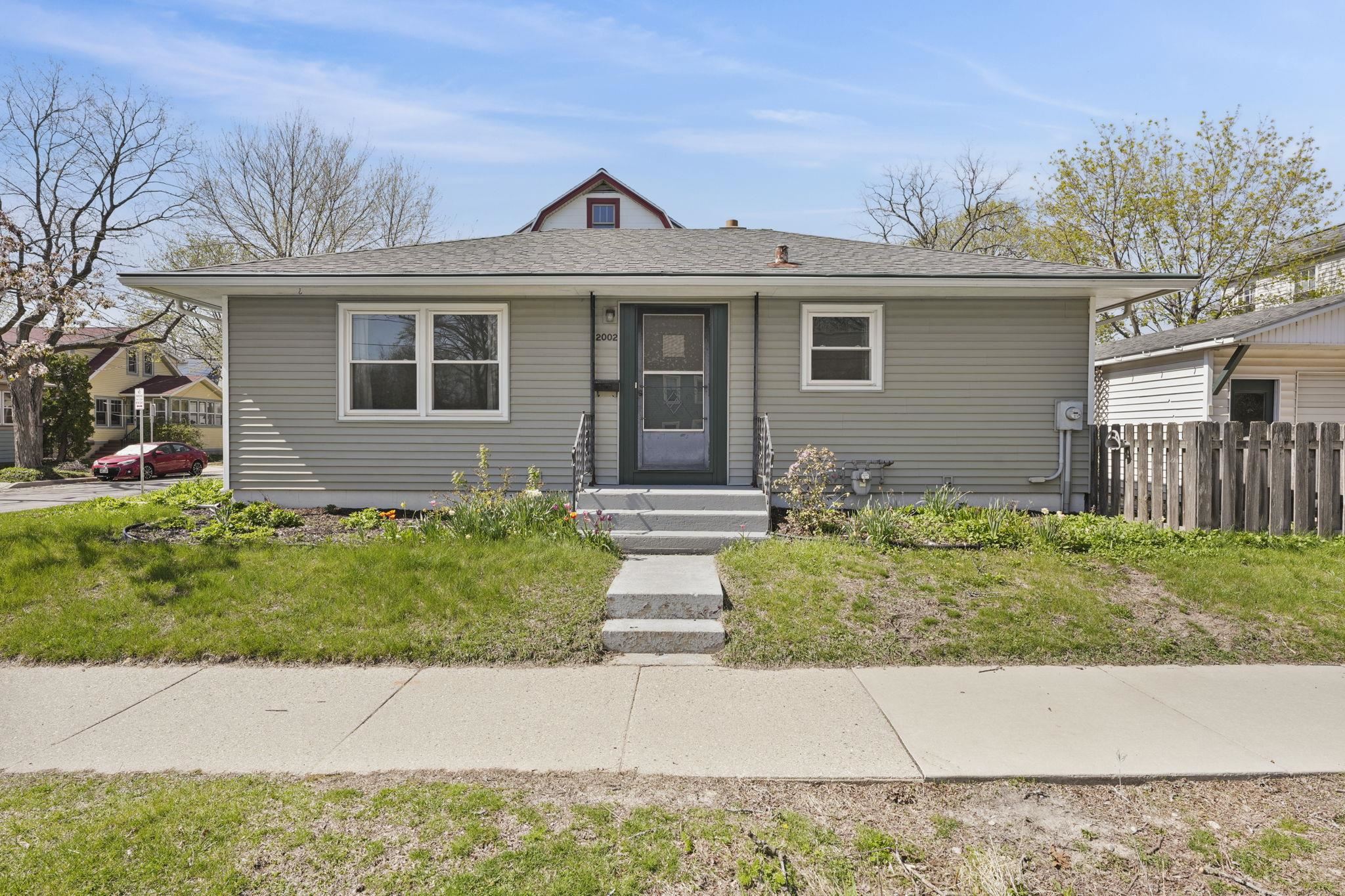 2002 Jenifer Street Madison, WI 53704 - Photo 40 of 51