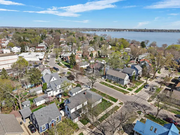$425,000 | 2002 Jenifer Street, Madison, WI 53704