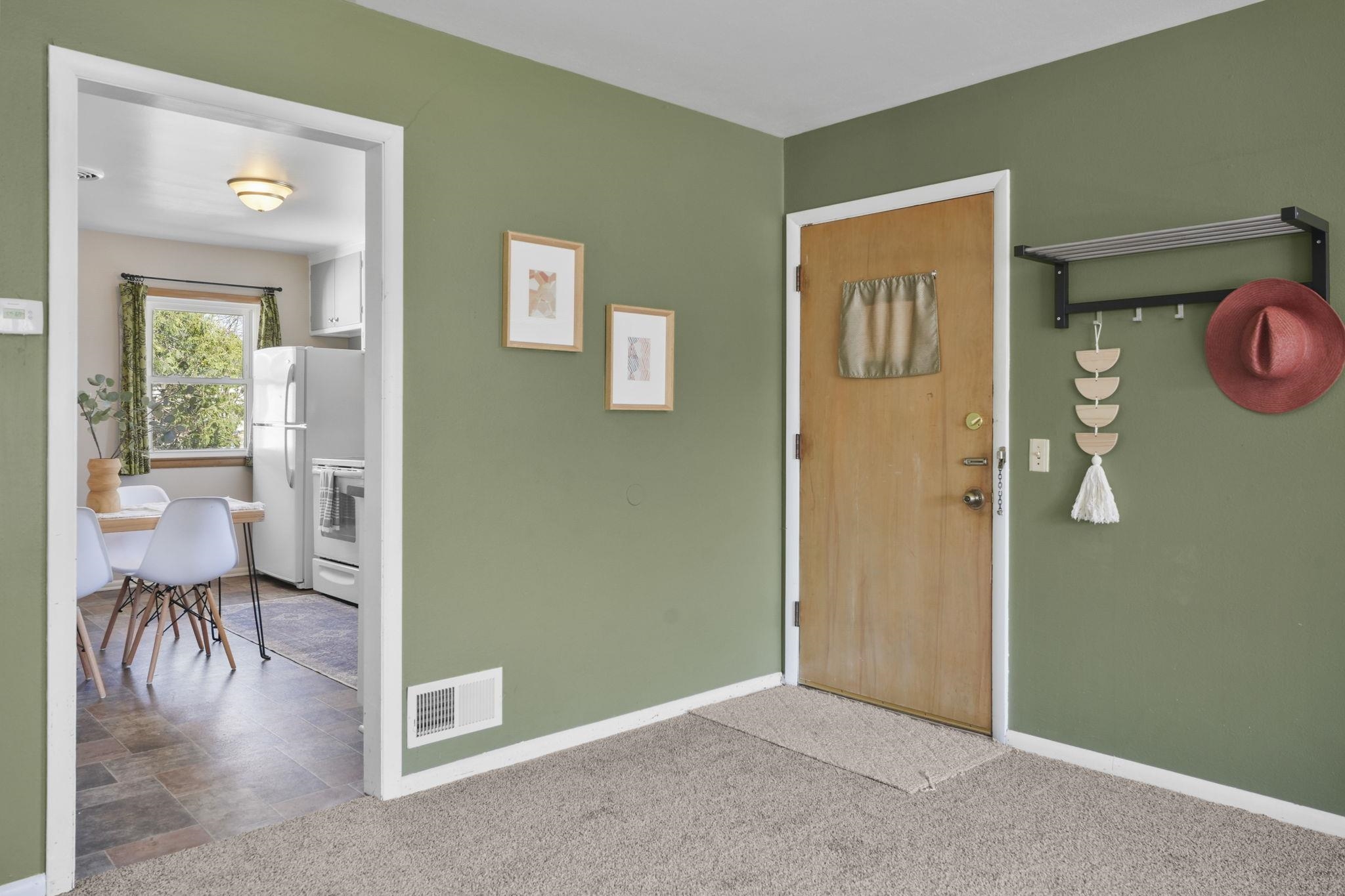 2002 Jenifer Street Madison, WI 53704 - Photo 8 of 51