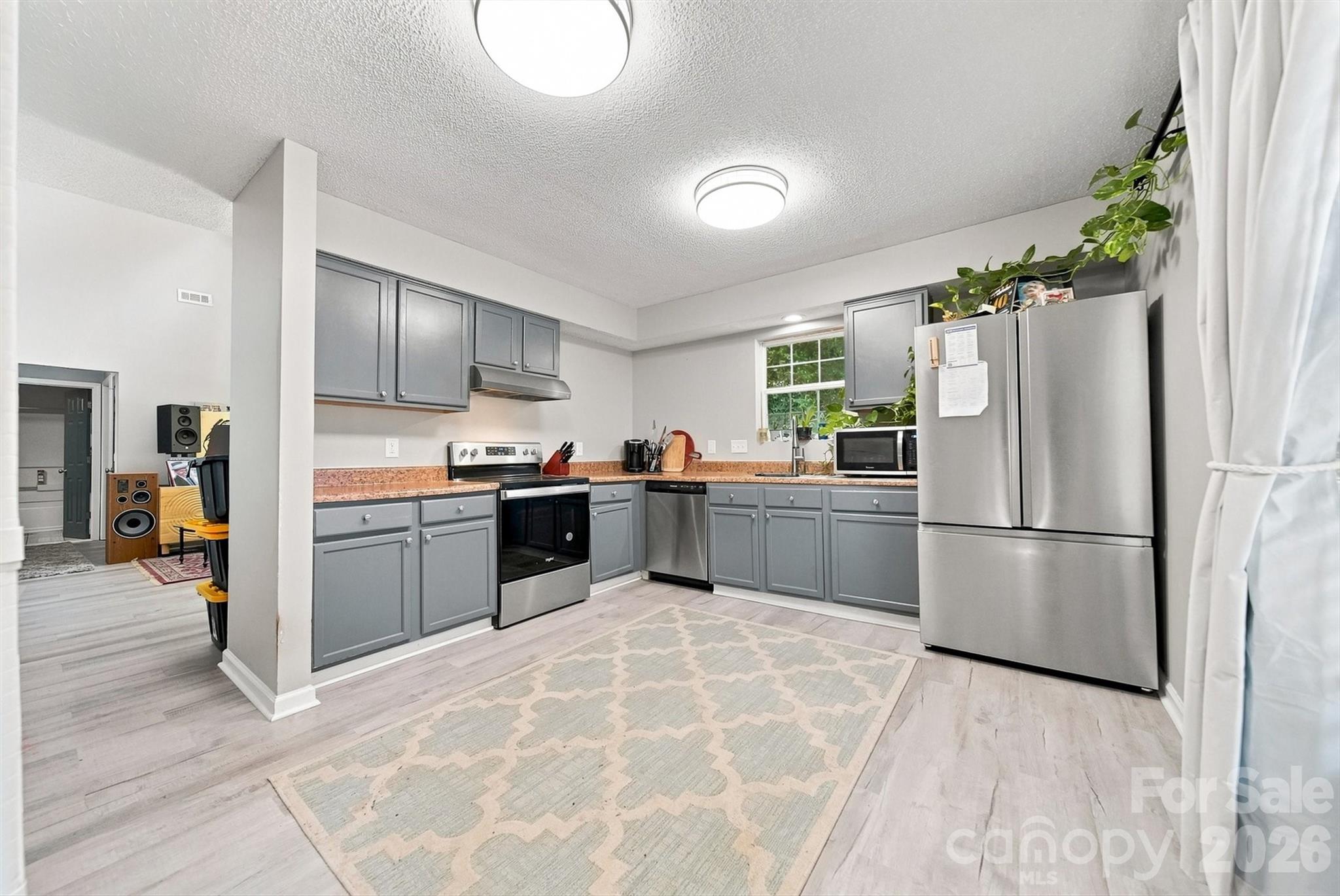 717 2nd St Place Southwest Conover, NC 28613 - Photo 6 of 17 Gallery Image 6