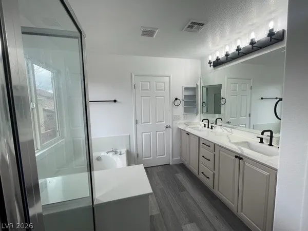 $2,595 | 10609 Kennedy Peak Lane, Las Vegas, NV 89166