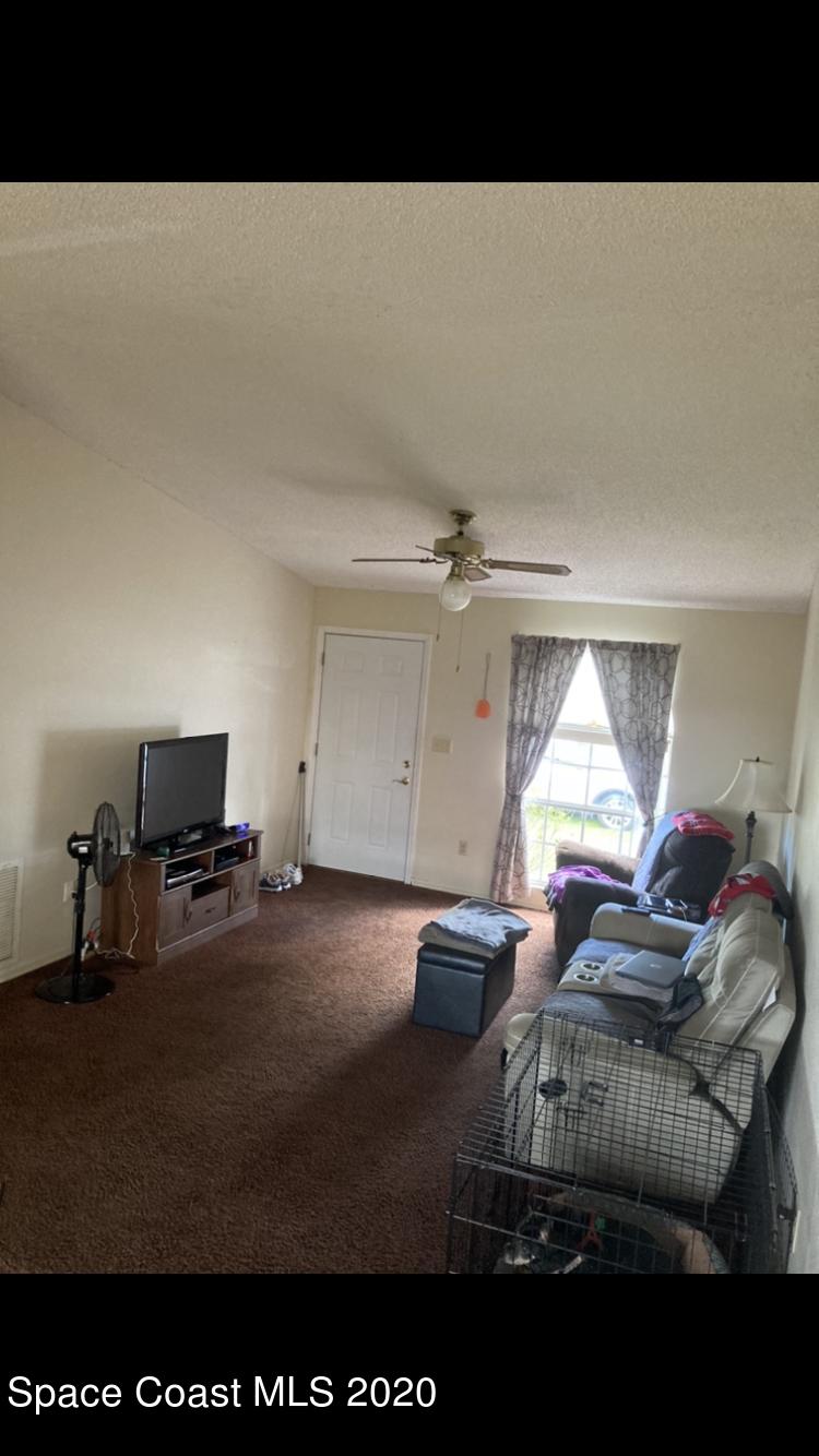 240 Wendover Road Southwest Palm Bay, FL 32908 - Photo 3 of 10 IMG-1345