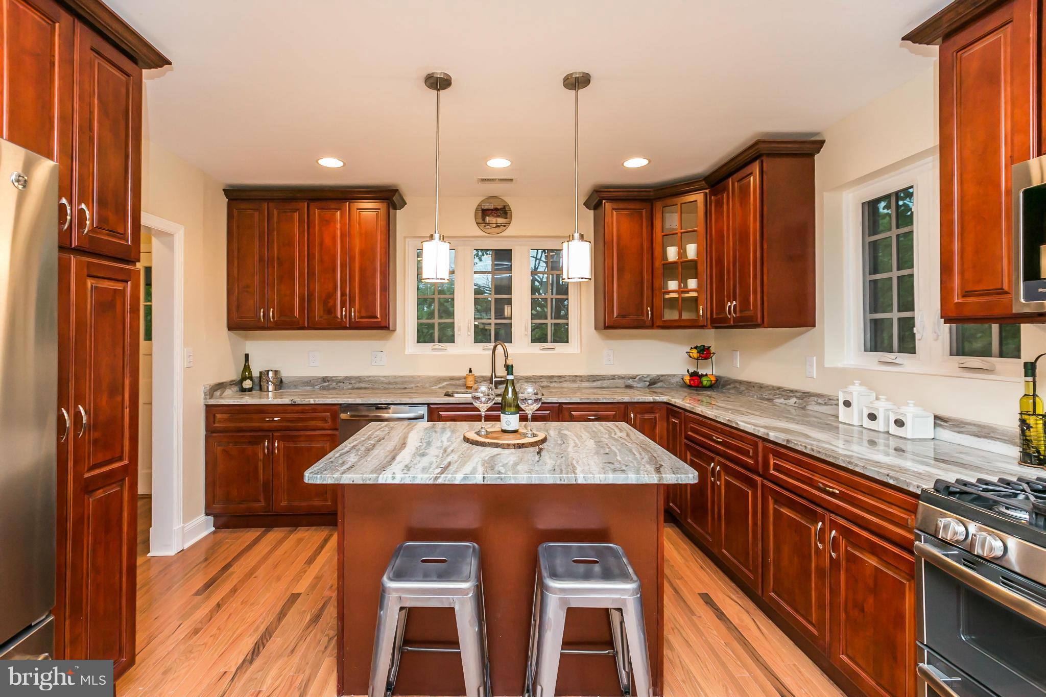 1215 Southview Road Baltimore, MD 21218 - Photo 11 of 30 Kitchen