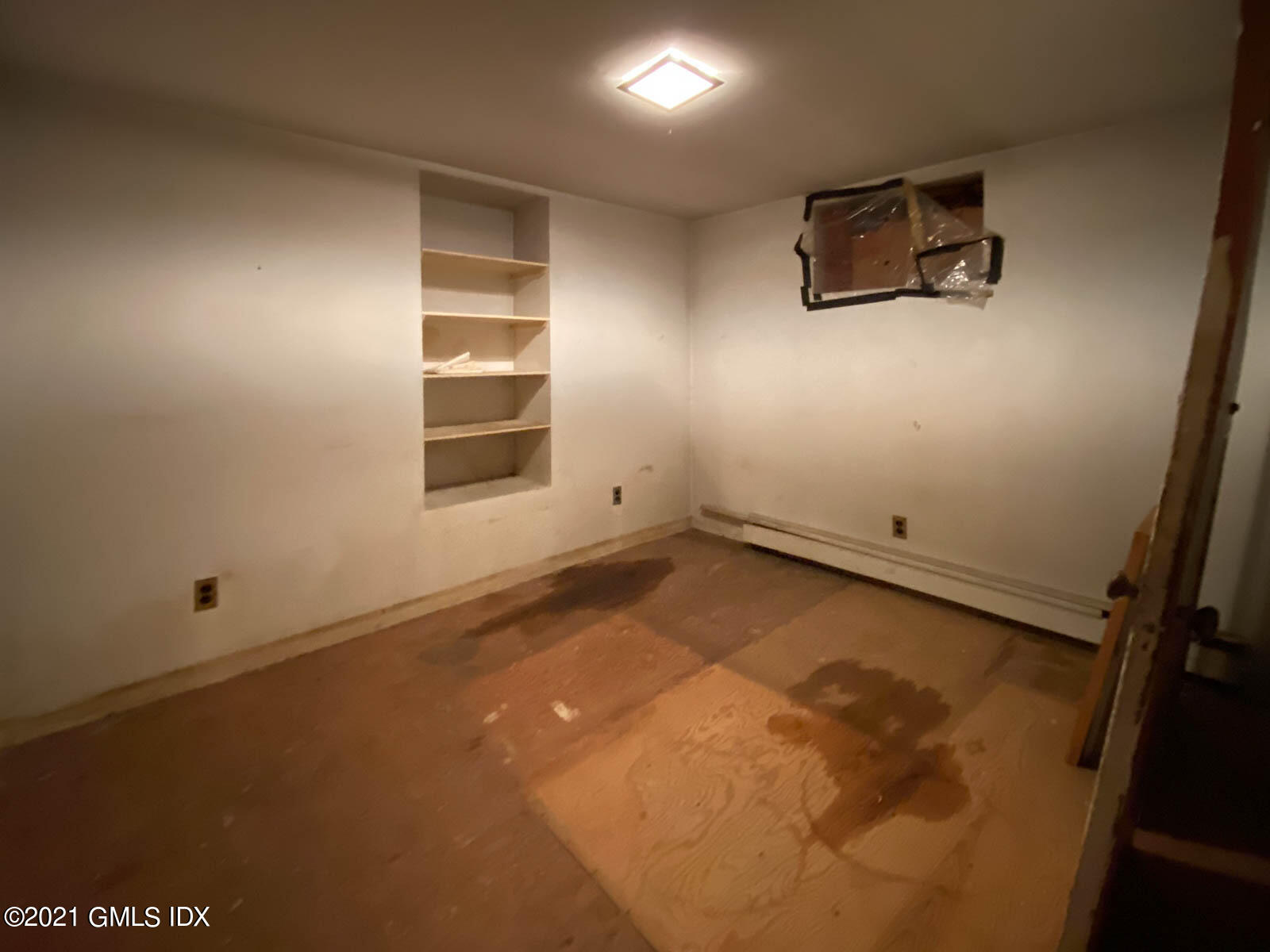 67 Valley Road Cos Cob, CT 06807 - Photo 15 of 31 IMG_4820