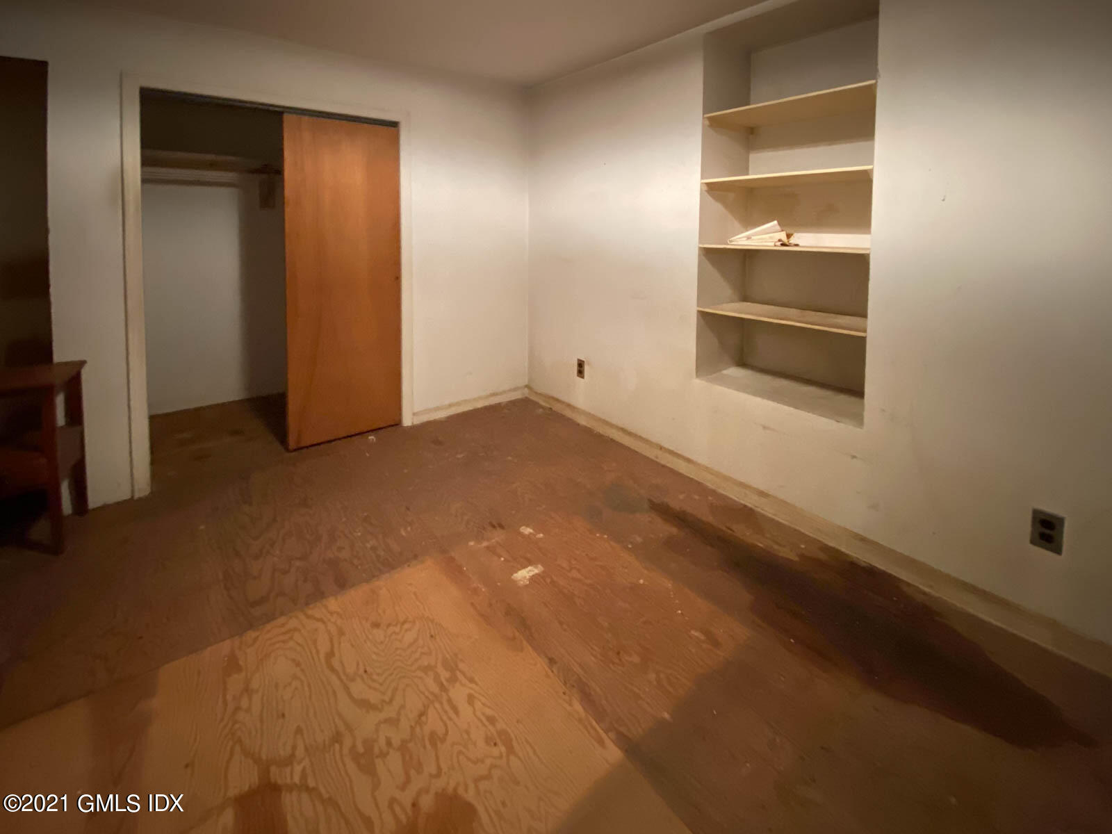 67 Valley Road Cos Cob, CT 06807 - Photo 16 of 31 IMG_4821