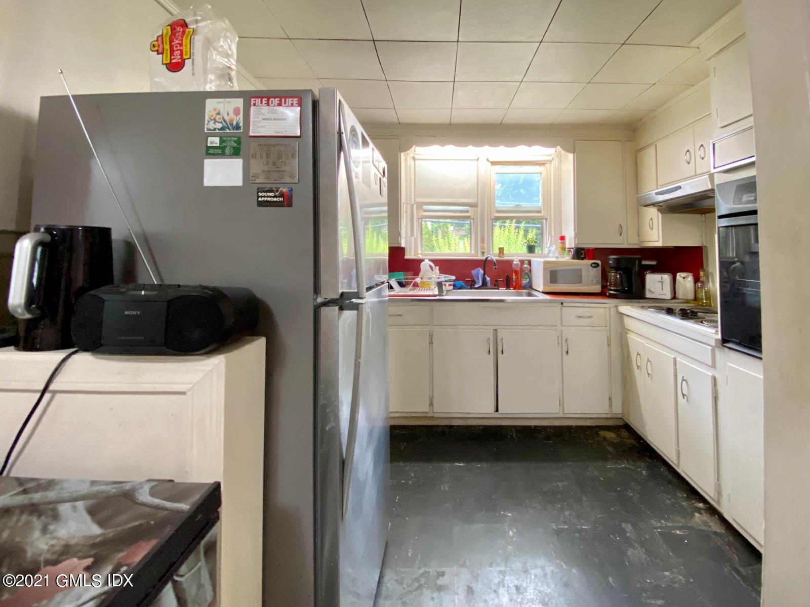 67 Valley Road Cos Cob, CT 06807 - Photo 2 of 31 IMG_4807