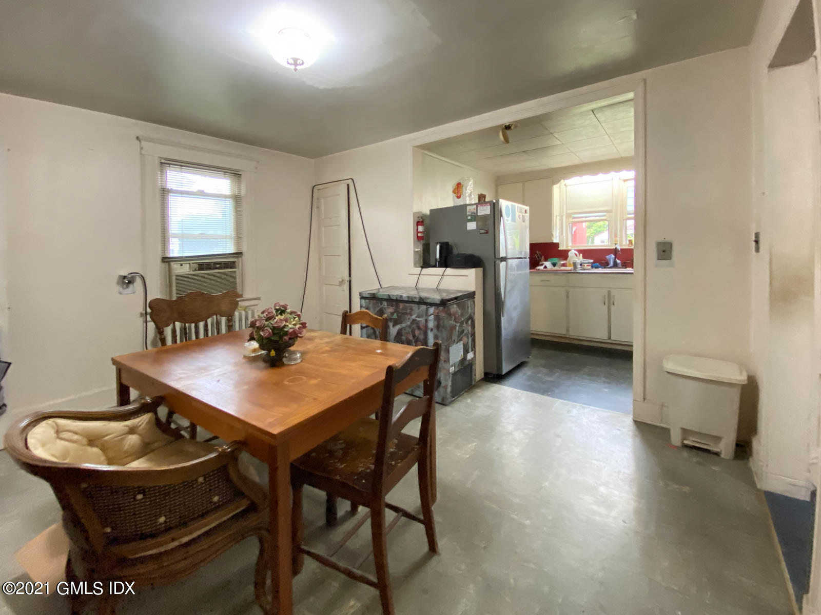 67 Valley Road Cos Cob, CT 06807 - Photo 9 of 31 IMG_4814