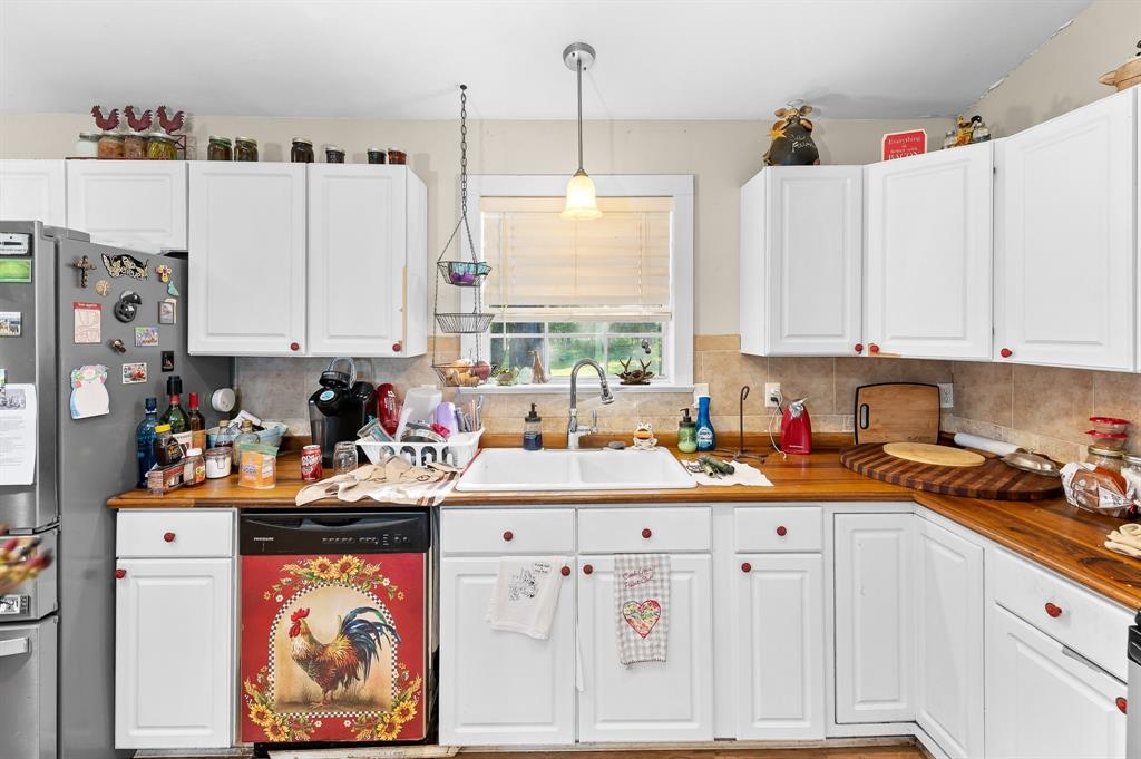 4771 County Road 473 Elgin, TX 78621 - Photo 13 of 29