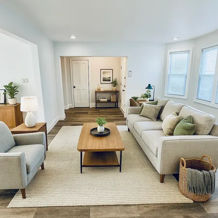 $325,900 | 8640 South Blackstone Avenue, Chicago, IL 60619