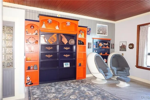 $2,400 | 124-40 Swansea Drive, Unit 2, Syracuse, NY 13206