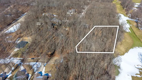 $4,000 | 11260 Apache Wells Court, Canadian Lakes, MI 49346