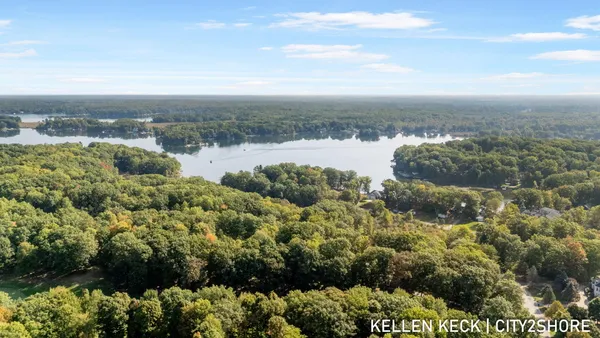 $4,000 | 11260 Apache Wells Court, Canadian Lakes, MI 49346