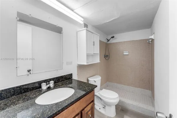 $2,350 | 7560 Southwest 82nd Street, Unit G112, Miami, FL 33143