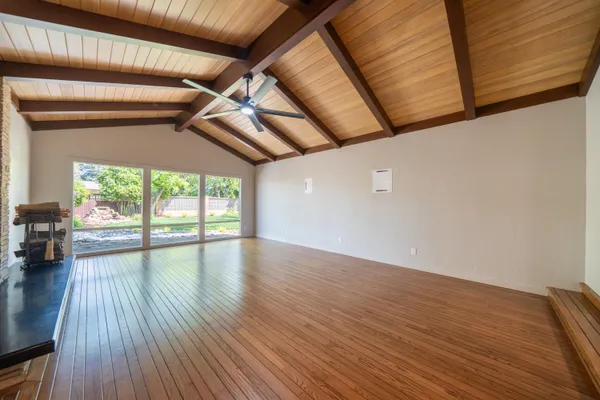 $950,000 | 865 Hallmark Drive, Redding, CA 96001