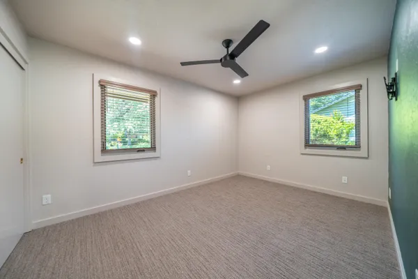 $950,000 | 865 Hallmark Drive, Redding, CA 96001