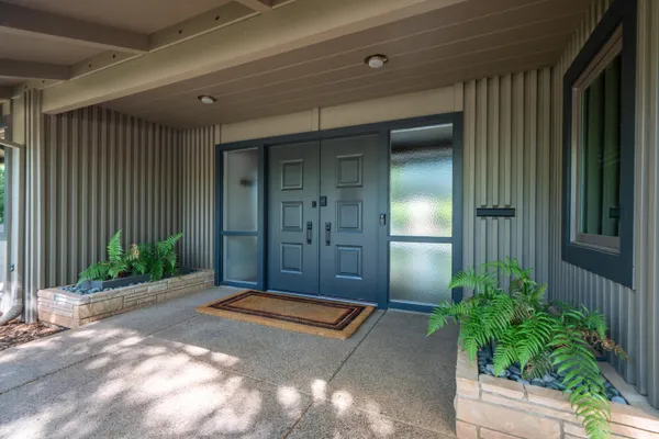 $950,000 | 865 Hallmark Drive, Redding, CA 96001