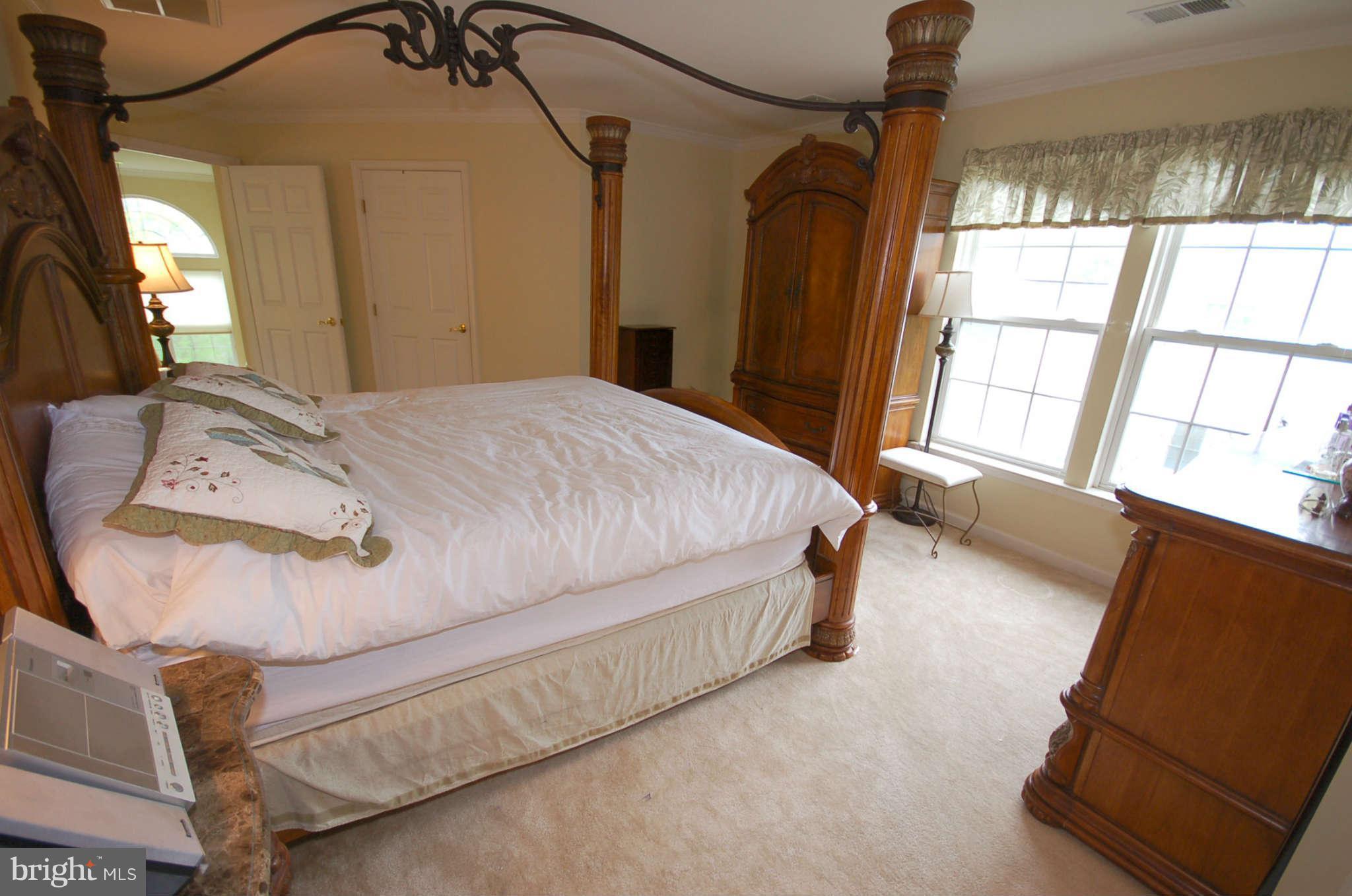 18629 Olney Mill Road Olney, MD 20832 - Photo 11 of 24 Bedroom (Master)