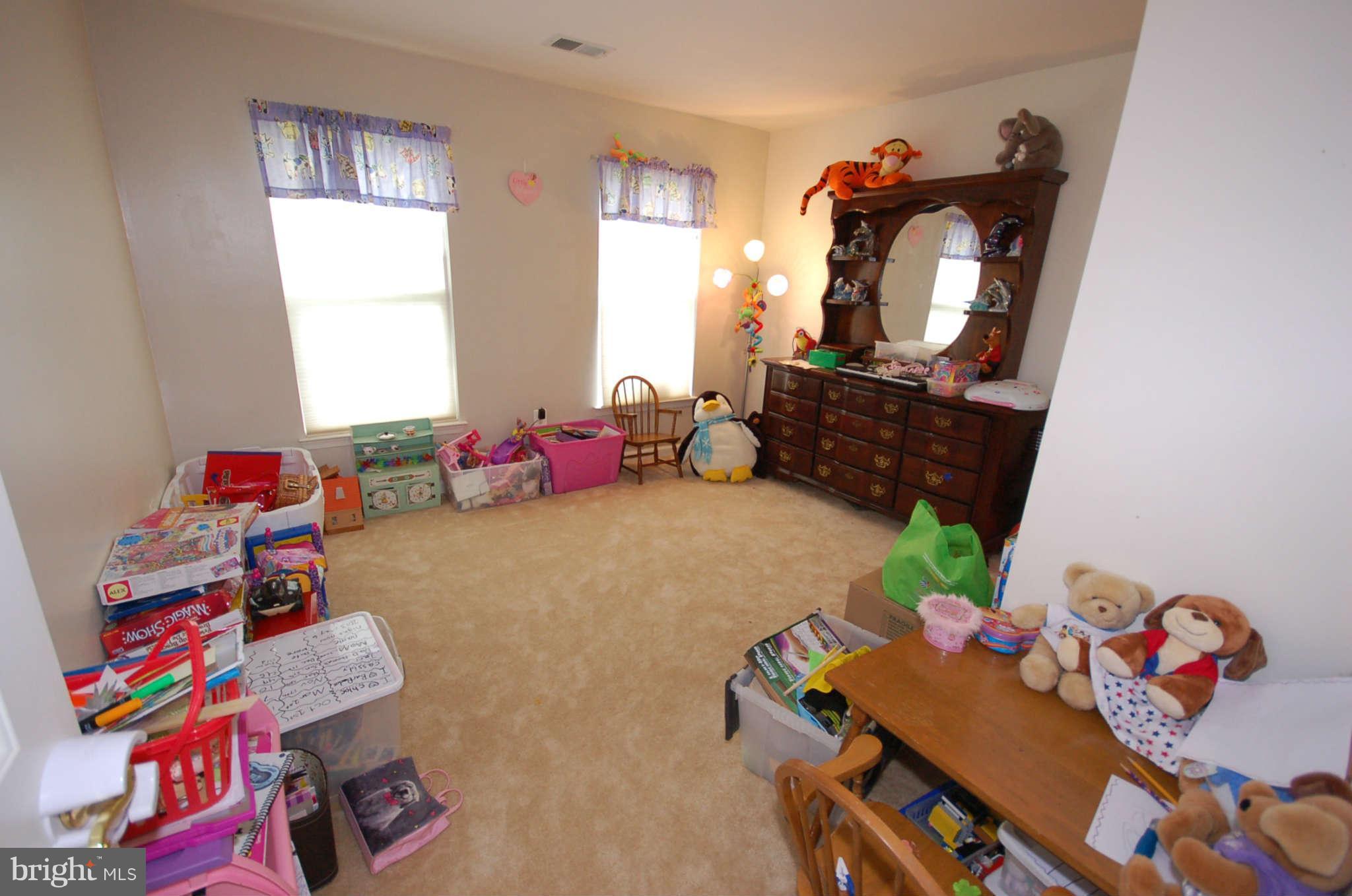 18629 Olney Mill Road Olney, MD 20832 - Photo 17 of 24 Bedroom Four
