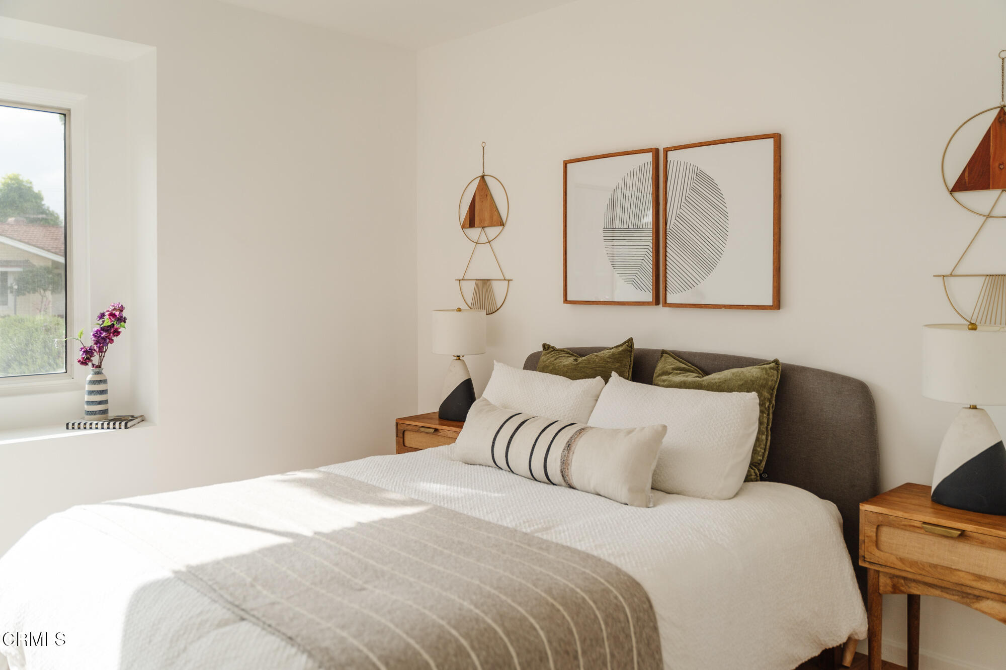 43 East Pamela Road Arcadia, CA 91006 - Photo 21 of 22 a bedroom with bed and window