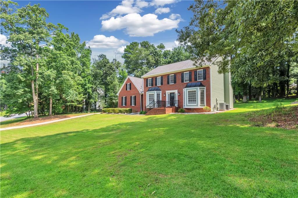 1448 Red Fox Run Southwest Lilburn, GA 30047 - Photo 3 of 29