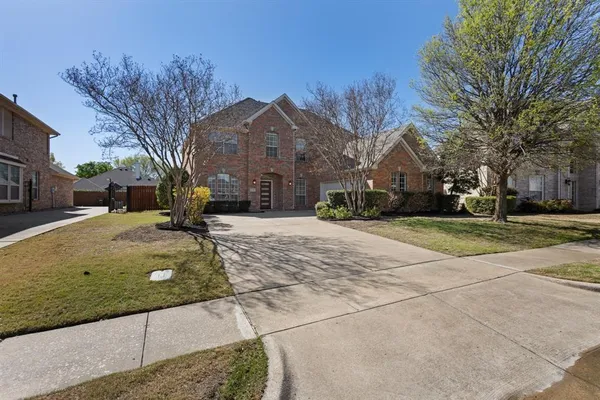 $709,000 | 2724 Edgebrook Court, Keller, TX 76248