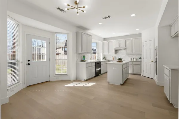 $709,000 | 2724 Edgebrook Court, Keller, TX 76248